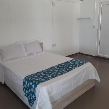 Single Room In Palais Otentik Restaurant N Hotel 康隆尼角 外观 照片