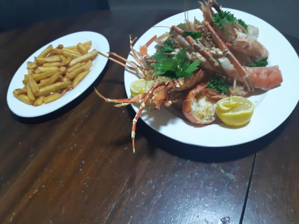 Single Room In Palais Otentik Restaurant N Hotel 康隆尼角 外观 照片